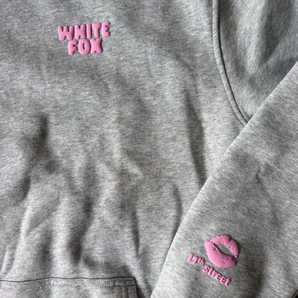 NWOT White Fox 11th Street Keeping It Real Oversized Hoodie Jelly Bean, Size M/L